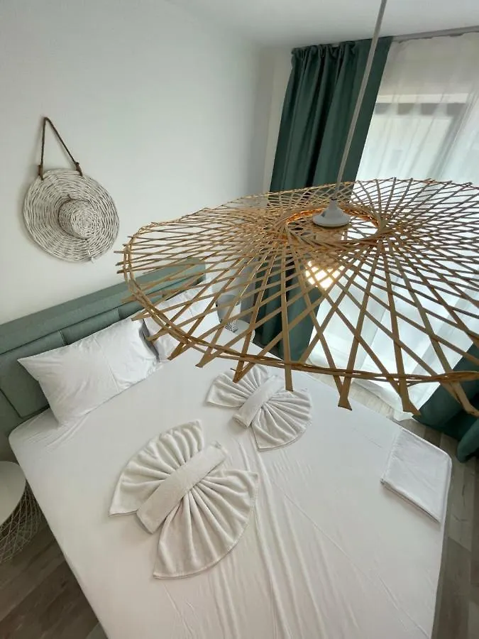 ساني بيتش Izida Palace Apartments شقة فندقية ساني بيتش